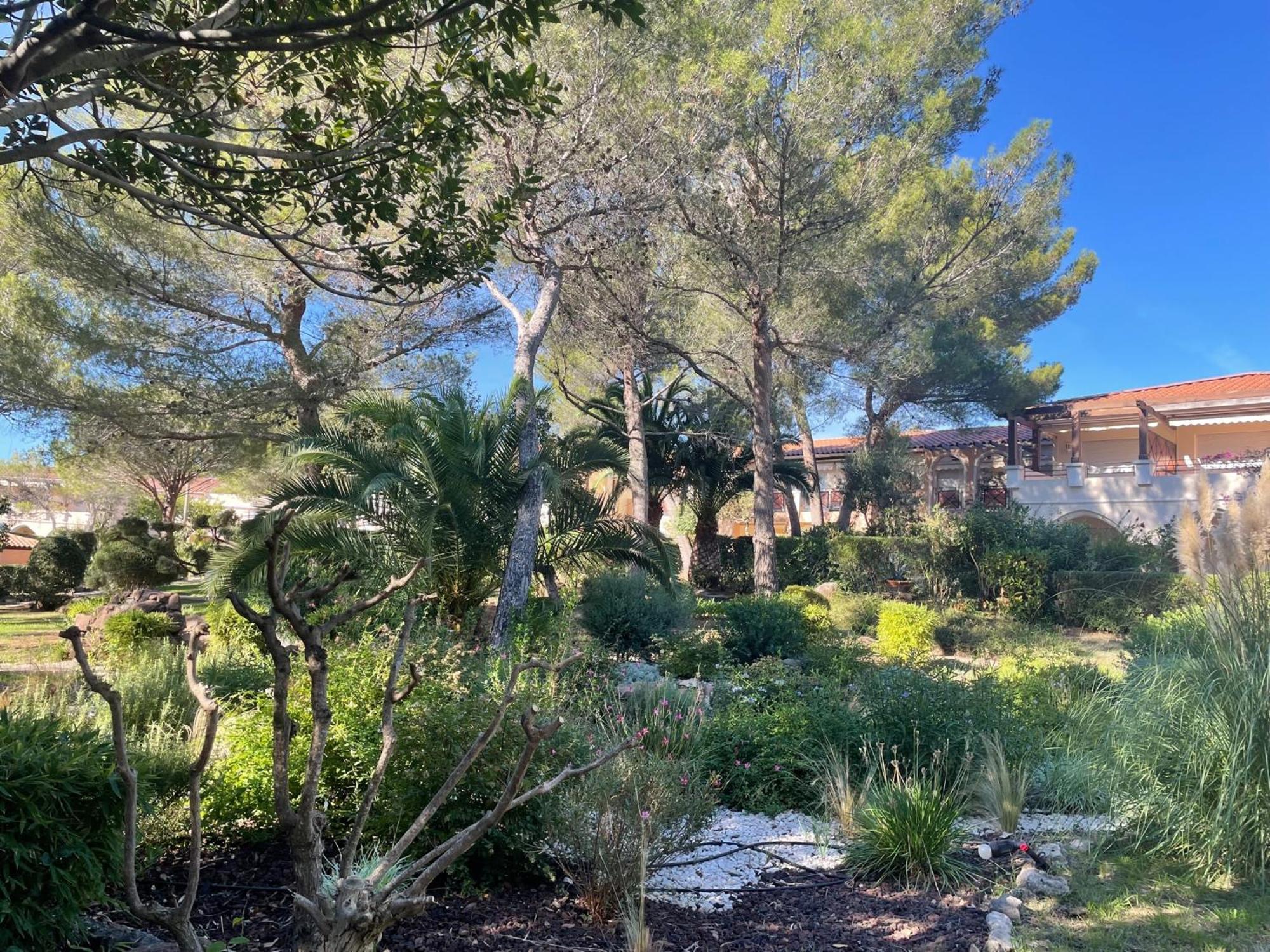 2 Pieces Saint Raphael Renove, Classe 4 Etoiles, 100 M Plages, Piscine, Tennis, Parc, Terrasse, Jardin Privatif מראה חיצוני תמונה